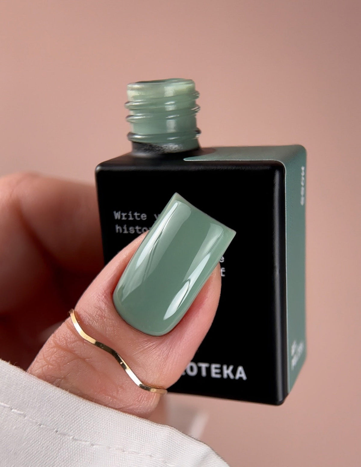 BIBLIOTEKA Esmaltel № 18 Moss, 10 ml