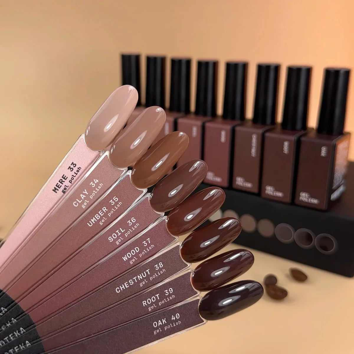 BIBLIOTEKA Set de esmaltes MONO BROWN Nº 33-40