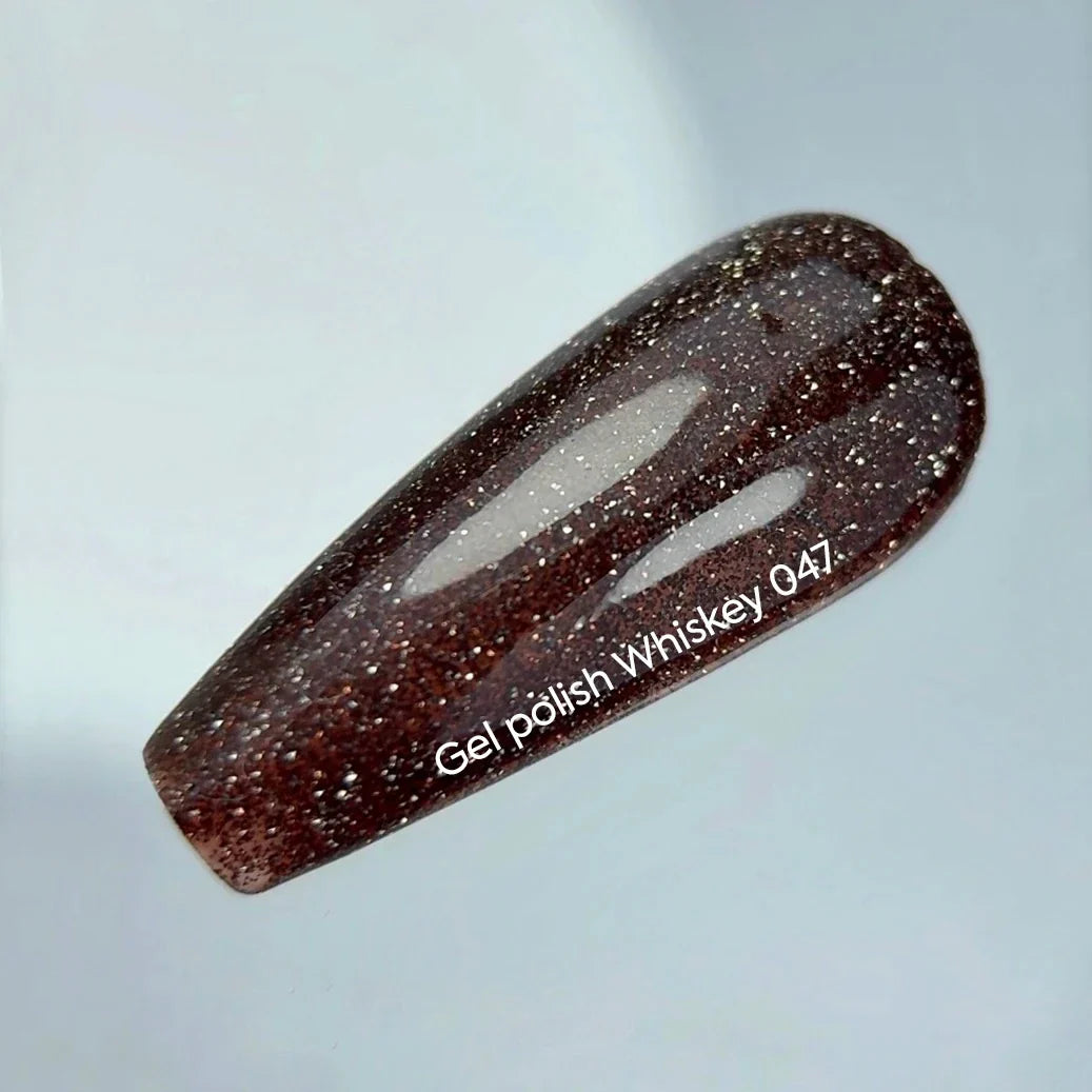 NAILSOFTHEDAY Gel Polish Whiskey — esmalte semipermanente marrón reflectante, 10 ml