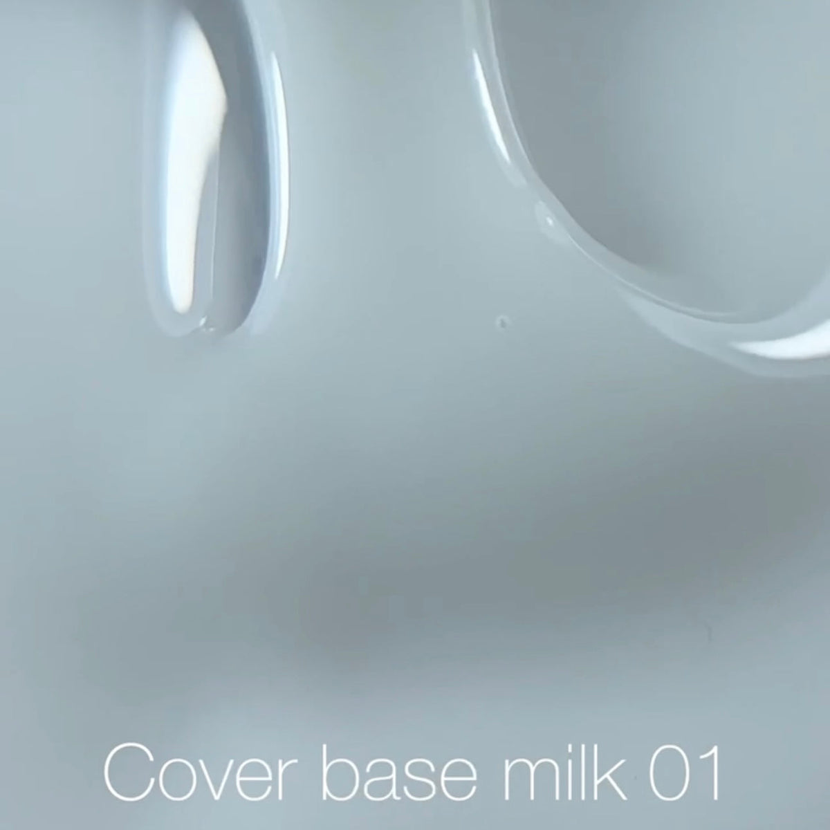 Nailsoftheday Cover Base NEW Formula Milk 01 - base camuflaje semitransparente de tono frío lechoso, 10 ml.
