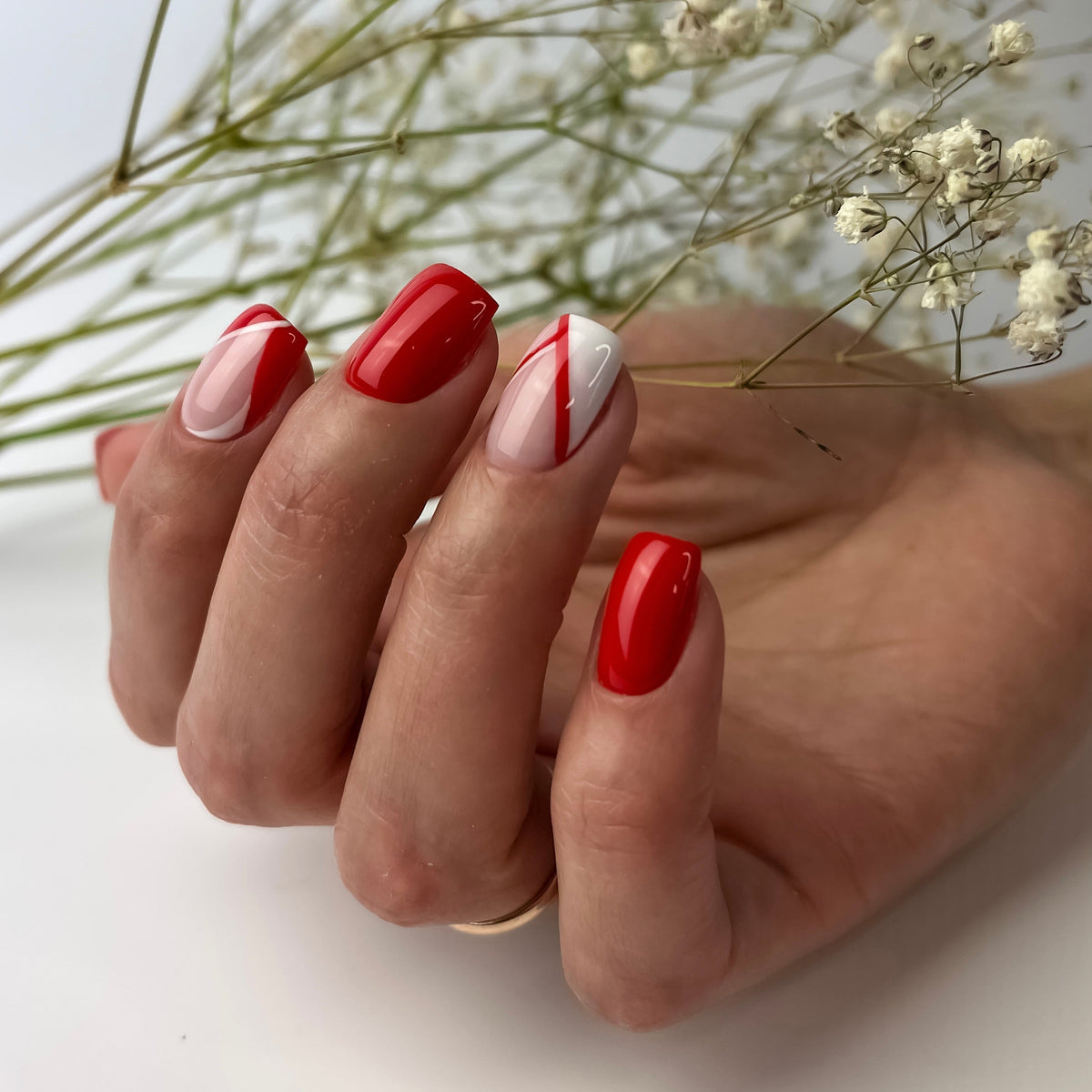 NAILSOFTHEDAY Let's Special Red: esmalte semipermanente rojo especial que se superpone en una capa, 10 ml