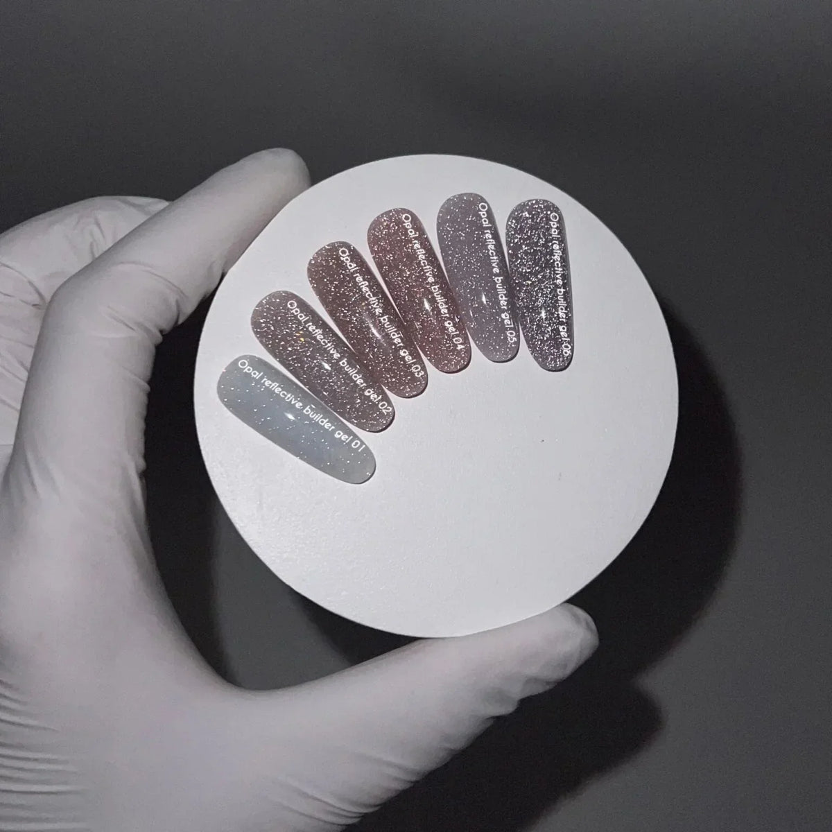 NAILSOFTHEDAY Opal Reflective builder gel 06 — gel constructor lavanda frío con brillo opalescente y partículas reflectantes, 15 g.