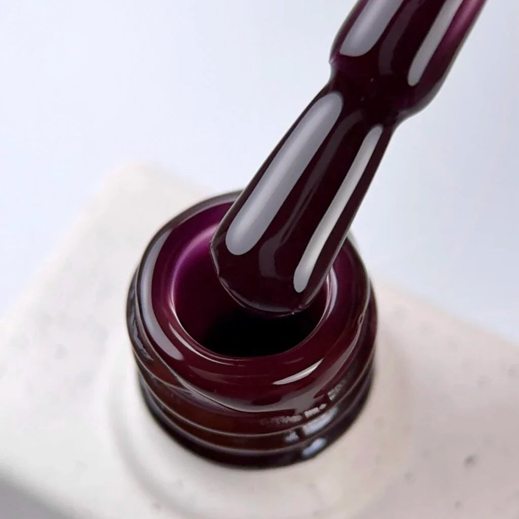 NAILSOFTHEDAY Gel Polish Vitrage 03 — esmalte en gel efecto vitral color vino, 10 ml