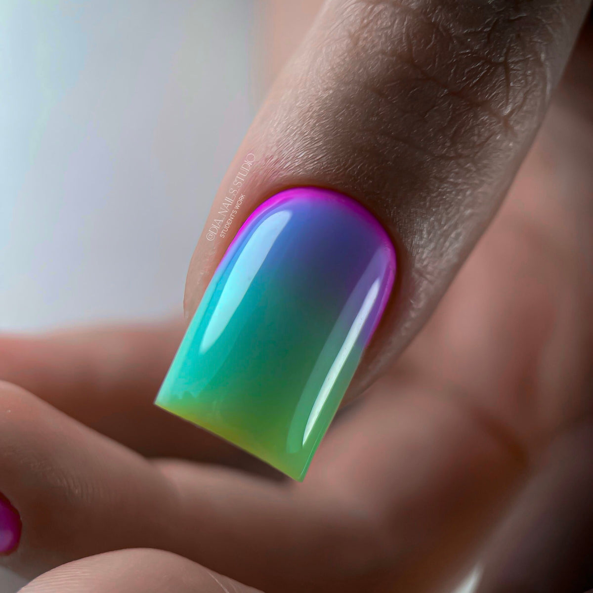 NAILSOFTHEDAY Bottle gel 05 – gel súper fuerte (azul cielo), 10 ml