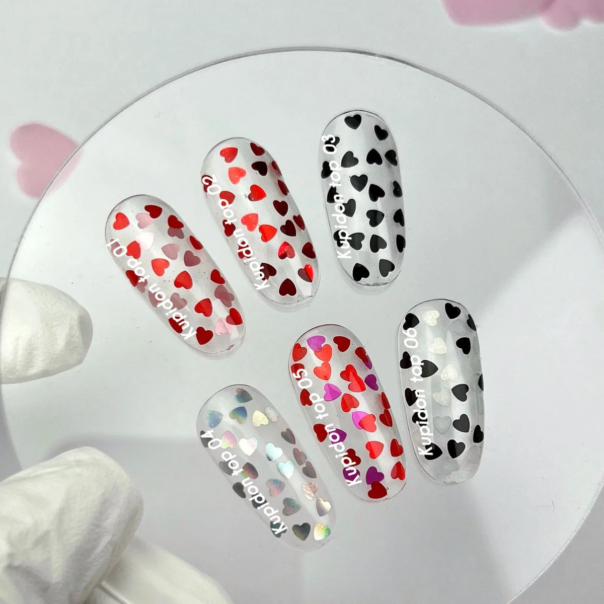 NAILSOFTHEDAY Kupidon Top 05 — top coat con corazones rojo intenso y frambuesa, sin capa pegajosa, 10 ml.