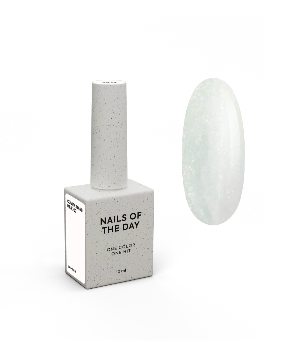 Nailsoftheday Cover base NEW Formula milk 07 — un tono lechoso, semitransparente con brillo dorado que aporta un reflejo cálido dorado, una base de camuflaje para uñas, 10 ml.
