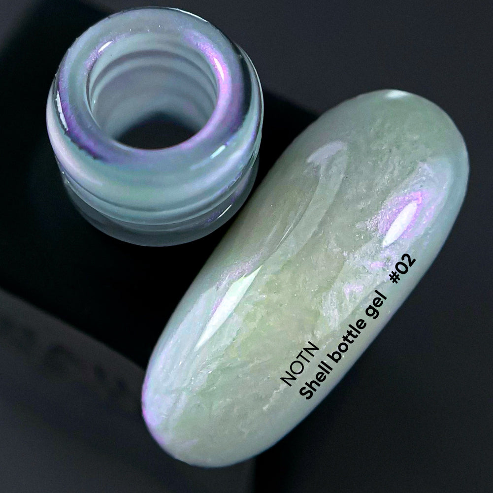 NAILSOFTHENIGHT Shell bottle gel 02 — gel líquido ultrafuerte con función autonivelante y efecto perla para uñas, 10 ml