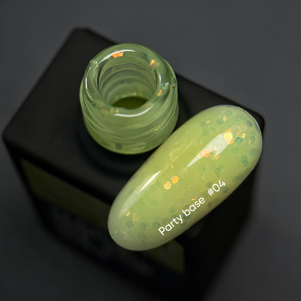 NAILSOFTHENIGHT Party base 04 – base verde limón neón con hexágonos holográficos, 10 ml