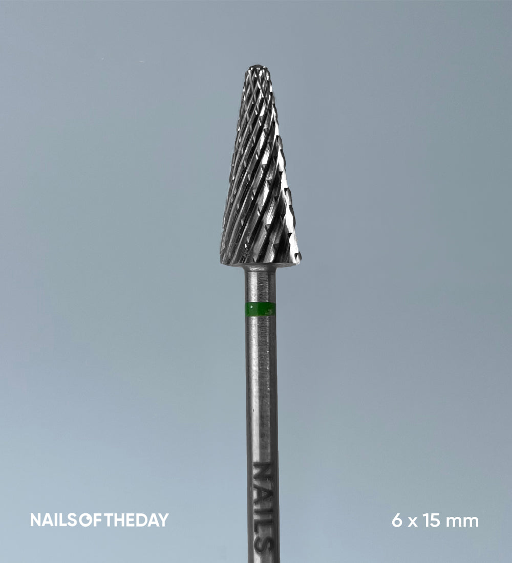 Fresa de cono Nailsoftheday: Fresa de cono verde de carburo de marca, 6*15 mm.