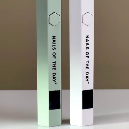 NAILSOFTHEDAY Nail lamp  — Blanca, linterna para formas superiores e inferiores