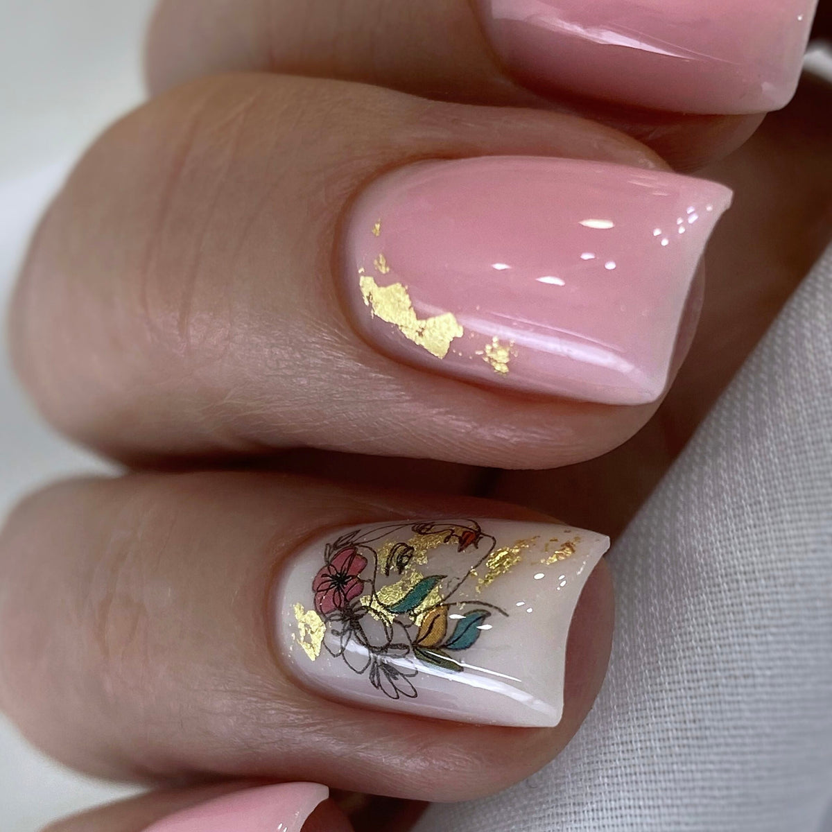 NAILSOFTHEDAY Bottle gel 03 – gel ultrafuerte rosa claro, 10 ml