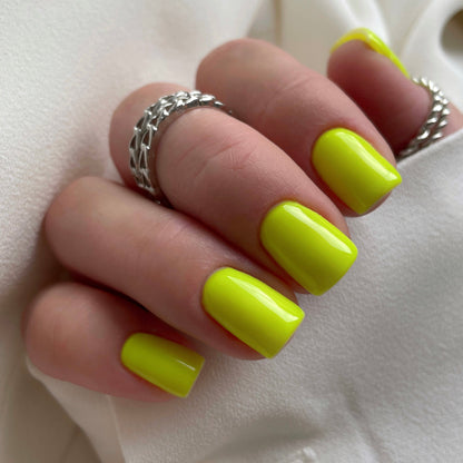 NAILSOFTHEDAY Let's Special Lemon: un esmalte semipermanente especial de limón neón que se superpone en una capa, 10 ml
