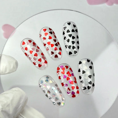 NAILSOFTHEDAY Kupidon Top 06 — top coat con corazones negros y blancos, sin capa pegajosa, 10 ml.