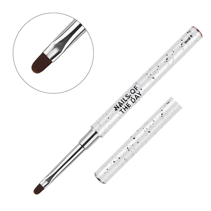 NAILSOFTHEDAY Professional Brush Oval — pincel profesional metálico con tapa, diseñado para la aplicación de gel, forma ovalada plana, 9 mm.
