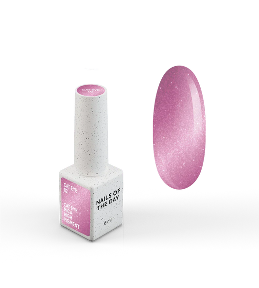NAILSOFTHEDAY Gel polish Cat Eye 02 — esmalte semipermanente rosa efecto ojo de gato con partículas metálicas finas y un ligero efecto reflectante. Cobertura total en una sola capa. 6 ml.