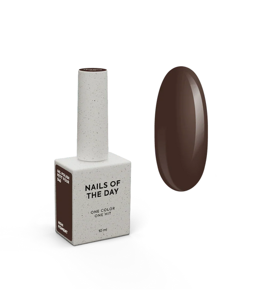 NAILSOFTHEDAY Let’s Special Petit Four — esmalte semipermanente en un tono marrón oscuro profundo, que cubre perfectamente en una sola capa, 10 ml.