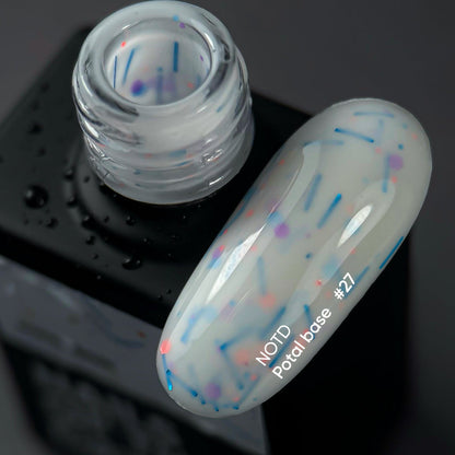 NAILSOFTHEDAY Potal base 27 – base lechosa suave con destellos de neón, 10 ml